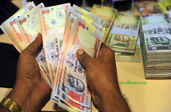 La décision indienne relative à la disparition des billets de banque va relancer le débat sur la digitalisation de la monnaie.