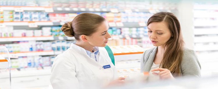 DENTIFRICE, CRÈME SOLAIRE, SHAMPOOING... : Cela vaut-il le coup de les acheter en pharmacie ?