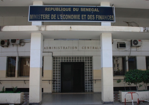 programme d'investissement public 2023-2015 : l'état sénégalais table sur 8716, 136 milliards