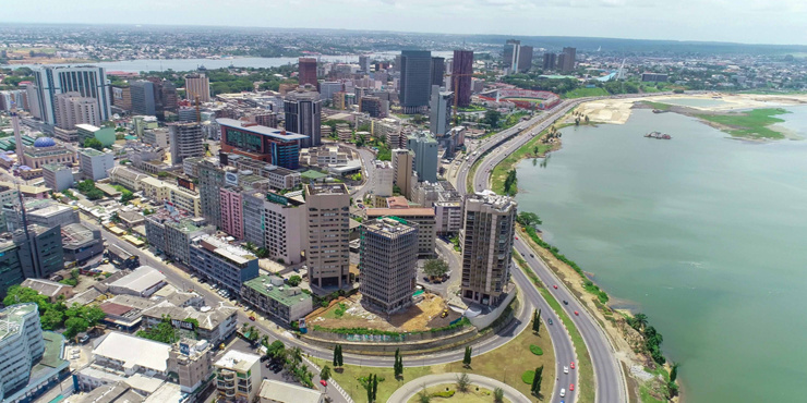 Photo : Abidjan, Côte d’Ivoire. Source : Shutterstock
