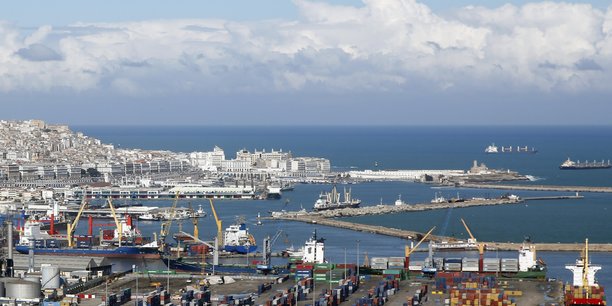 Risque pays : rien ne va plus pour Alger et Tunis