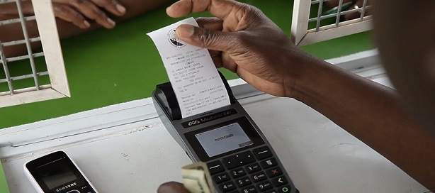 En Afrique subsaharienne, il y a plus de comptes mobile que de comptes bancaires.