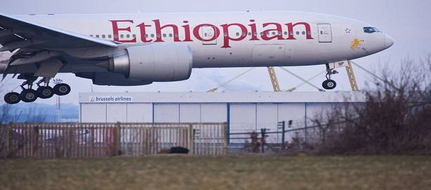 Ethiopian Airlines garde au sol toute sa flotte de B-737-8 MAX jusqu'à nouvel ordre.
