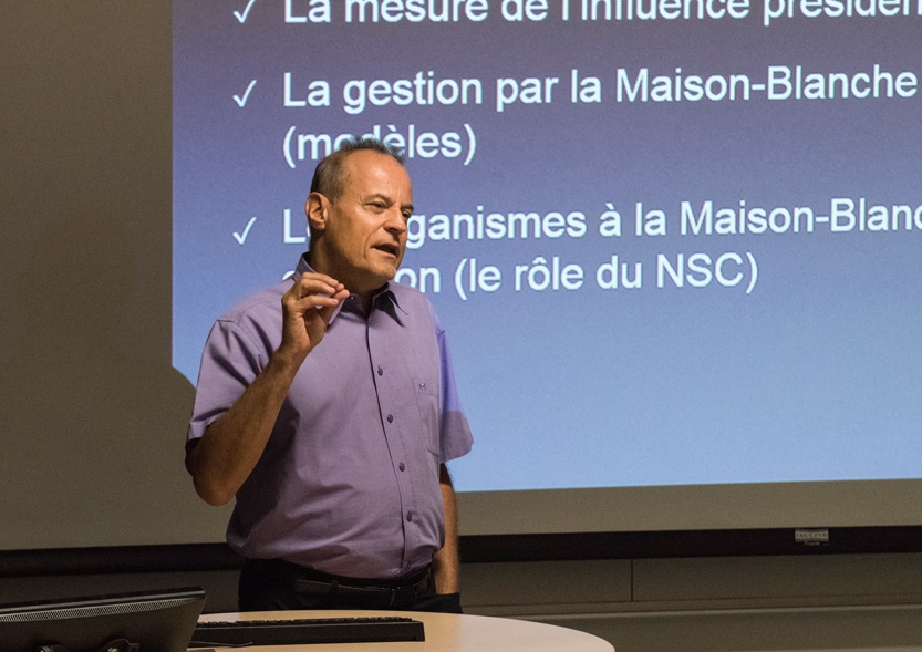 Charles-Philippe David, professeur d'études stratégiques à Montréal