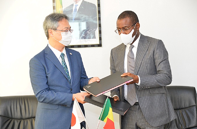 Sénégal : plus de 2 milliards du Japon pour la fourniture d’équipements médicaux