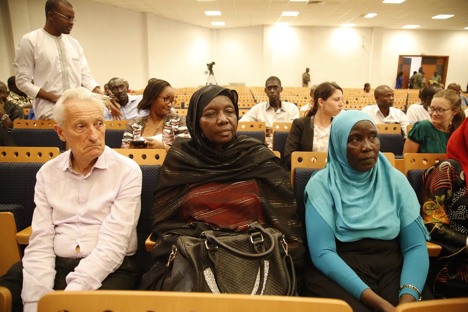 Les proches des victimes au procès d'Hissène Habré en 2015 à Dakar, Sénégal Cemil Oksuz/Agence Anadolu/Getty Images