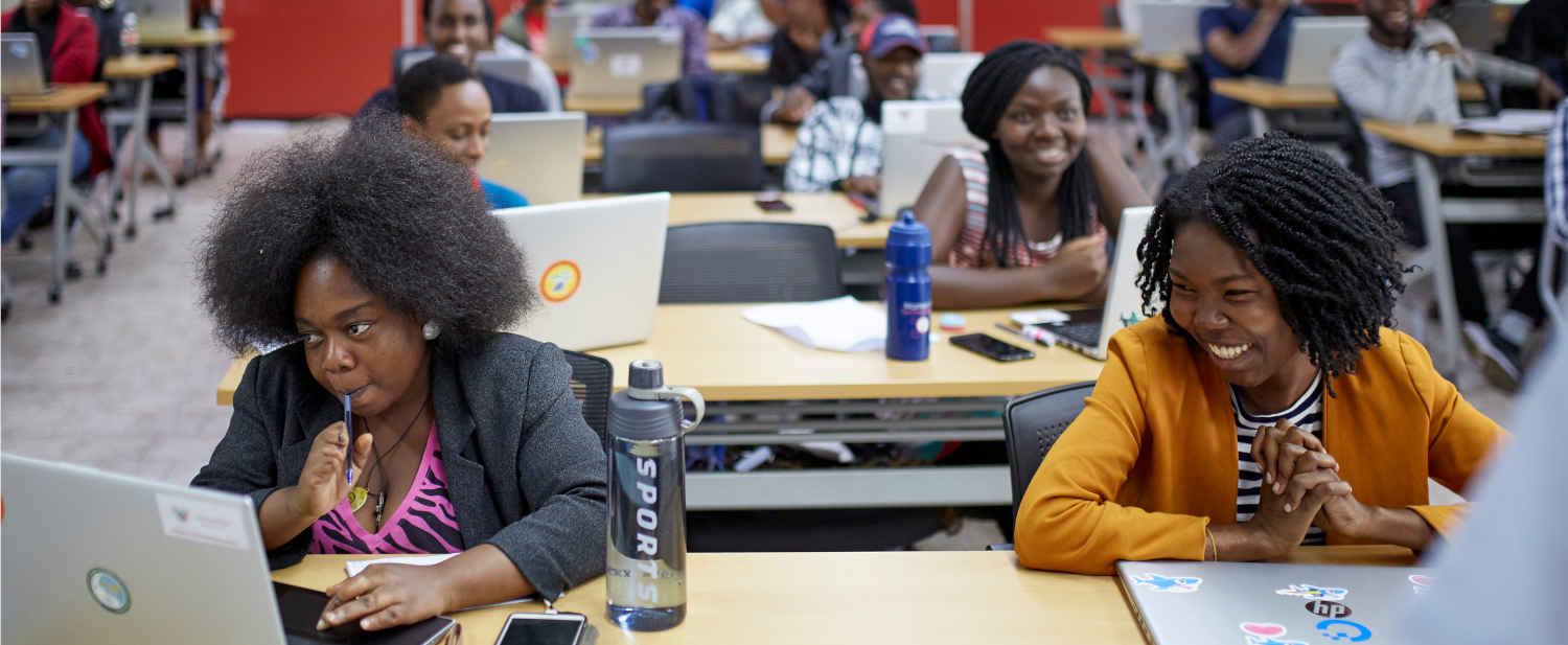 Les étudiants suivent des cours à l'université Carnegie Mellon au Rwanda en 2018. L'université a été financée par la Banque africaine de développement, qui promeut actuellement son plan d'action sur les compétences pour l'employabilité et la productivité en Afrique pour la période 2022-2025.