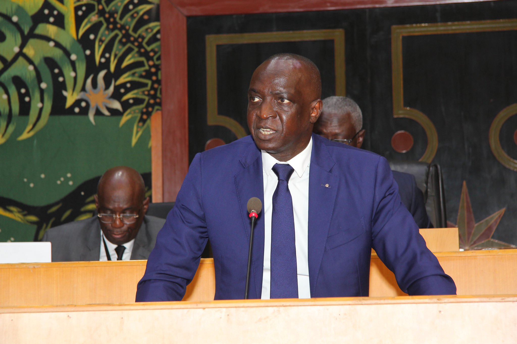Amadou Moustapha, ministre sénégalais des Finances et du Budget à l'Assemblée nationale.