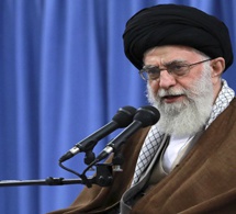 Iran: l'économie souffrirait plus de mauvaise gestion que des sanctions, selon Ali Khamenei