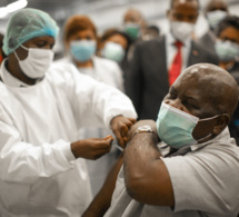 le récent rapport sur la covid-19 en afrique fait état d'une volonté générale de se faire vacciner, soulignant la nécessité d'un approvisionnement régulier et d'un appui logistique supplémentaire.