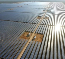 afrique du sud : totalenergies lance la construction d’une centrale solaire de 216 mw associée à un stockage par batterie